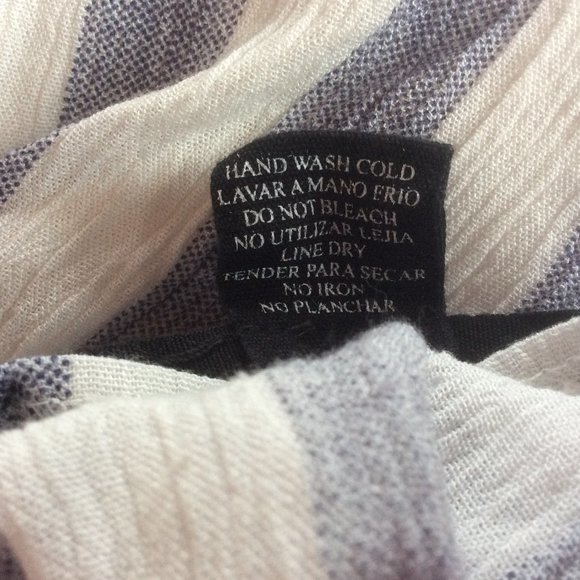 know one cares White & Blue/Gray Striped Ruffle Apron Top Boho Jumper Size Med. - Picture 6 of 6